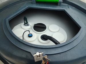 Новый резервуар для топлива - 2500L (7 фото из 8)
