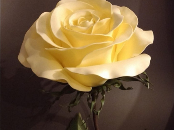 ЭКСКЛЮЗИВНАЯ ДИЗАЙН-ЛАМПА SOFT YELLOW ROSE