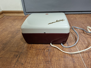 Philips Mignon AG2100D-75 (3 фото из 3)