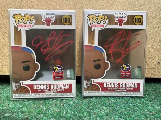 Чикаго Буллз Денис Родман подписал Funko Pop