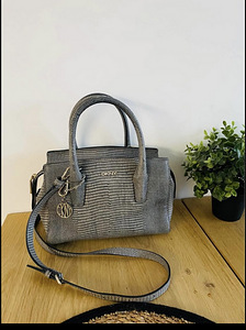 Сумка dKNY (1 фото из 4)
