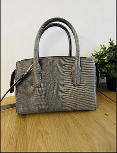 Сумка dKNY (4 фото из 4)