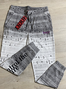 Hugo Boss s. M (1 foto / 4)