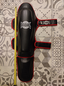Защита ног Royal, размер XL (3 фото из 3)