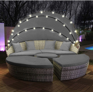 Садовый диван (1 фото из 3)