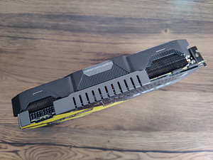 ZOTAC GeForce GTX 1080 AMP Extreme 8GB (2 foto / 5)