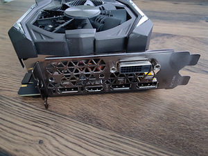 ZOTAC GeForce GTX 1080 AMP Extreme 8GB (5 foto / 5)