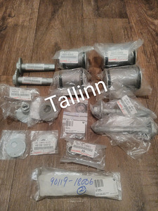 Toyota Land Cruiser 200 48654-60040 48655-60040 48409-34041 (1 foto / 9)