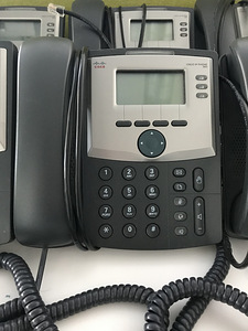 Lauatelefon CISCO 3 Line IP-telefon SPA303 (1 foto / 2)