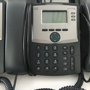 Телефон CISCO 3 Line IP Phone SPA303