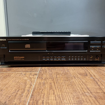 Denon DCD -2700