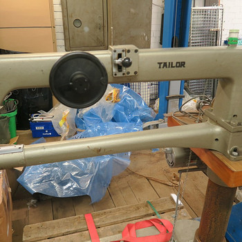 Швейная машина Tailor TG-360NR промышленная