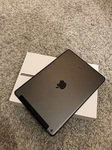 Apple Ipad 32 Гб (8-го поколения) Wi-Fi + сотовая связь (4 фото из 5)
