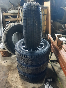 265/60/18 (1 фото из 4)