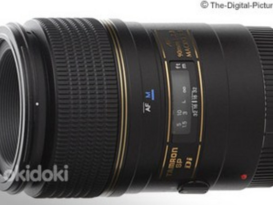 Tamron 90mm f/2.8 Macro for Canon