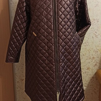 Демисезонное пальто.