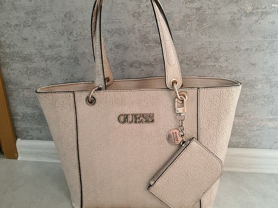 Guess сумочка