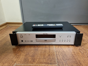 Rotel RDV-1060 CD/ DVD Audio Video Player (1 фото из 3)