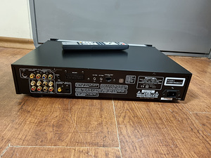 Rotel RDV-1060 CD/ DVD Audio Video Player (3 фото из 3)