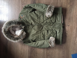 Куртка зимняя (2 фото из 2)