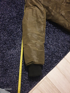 Подходящая зимняя куртка M (3 фото из 6)