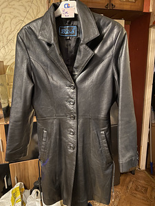 Одежда (2 фото из 10)