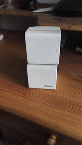 Комплект домашнего кинотеатра Bose (4 фото из 4)