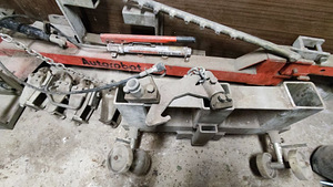 Korpuse kapoti alus / elling - Autorobot Micro (6 foto / 9)