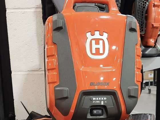 HUSQVARNA Seljaskantav aku BLi950X
