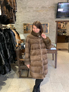 Продам норковую шубу (1 фото из 1)