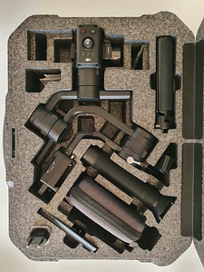 DJI RONIN-S kaamera stabilisaator (2 foto / 3)