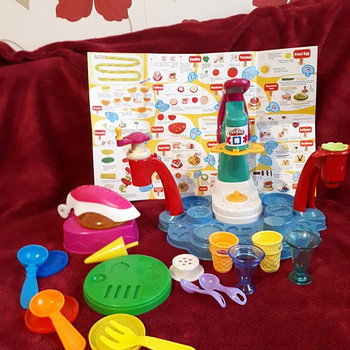 Формовочная машина Play-Doh (мороженое) и вафли