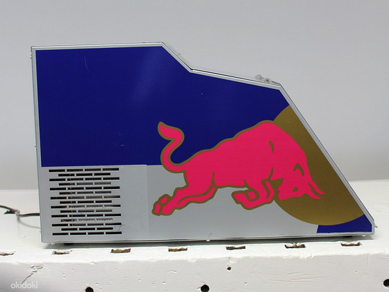 Холодильник Red Bull