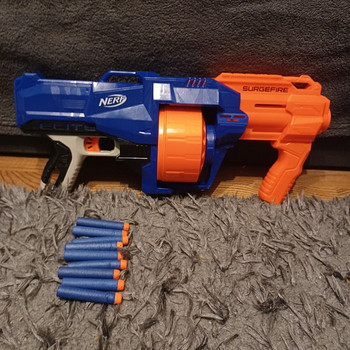 Nerf SurgeFire + 9 патрон