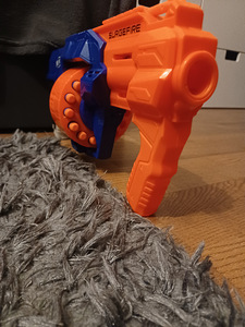 Nerf SurgeFire + 9 патрон (2 фото из 2)