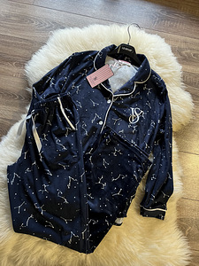 Victoria's Secret pidžaamad, pihustid, kreemid, hommikumantl (4 foto / 10)