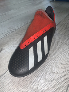 Adidas x 18.2 (4 фото из 4)