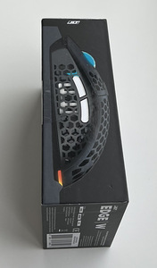 JLT Edge Wireless Super Light Mouse Black / White (4 фото из 8)