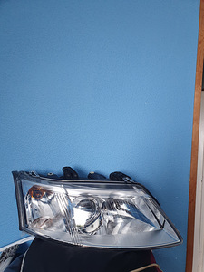 Müüa Saab 9-3 uus juhipoolne halogeen tuli (1 foto / 2)