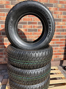 Bridgestone Dueler A/T (1 фото из 4)