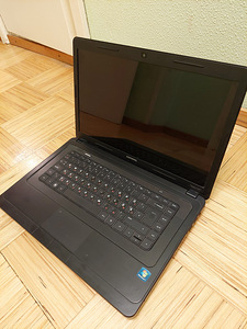 15" HP COMPAQ PRESORIO GQ57 AMD 1.30GHS 4GB 320GB HDD (1 foto / 2)