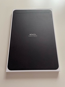 Kaitseümbris Apple iPad Pro 10.5 Leather Sleeve Black (1 foto / 5)