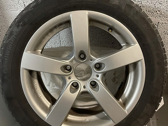 Müüa BMW veljed koos lamellrehvidega