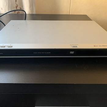 DVD-плеер LG DS563X