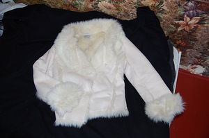 Продам зимнюю куртку (3 фото из 5)