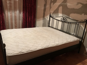 Кровать 160*200 (3 фото из 3)