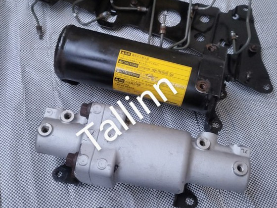 Toyota Land Cruiser 200 4894060020 4908160010 4913060020