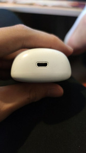 Müüa kõrvaklapid JBL Tune 220 (4 foto / 4)