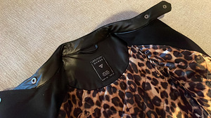 Guess k/s mantel ( jope) suurus 36(S) (3 foto / 4)
