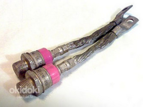 Silīcija jaudas diodes D161-250-3